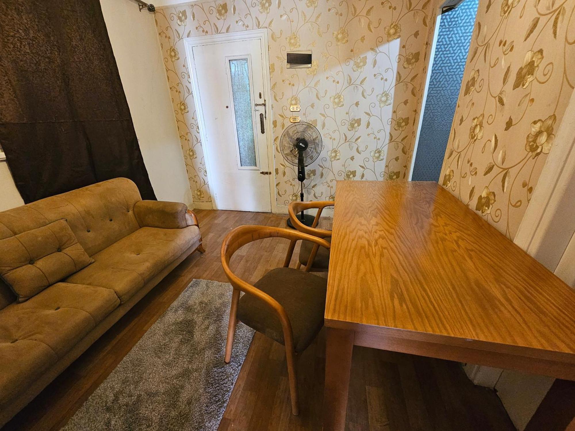 Downtown Simple - Families Only Apartmán